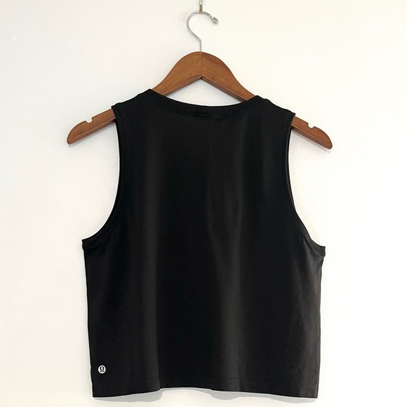 Lululemon Breeze By Muscle Crop Tank *lululemon in Black - Picture 5 of 8